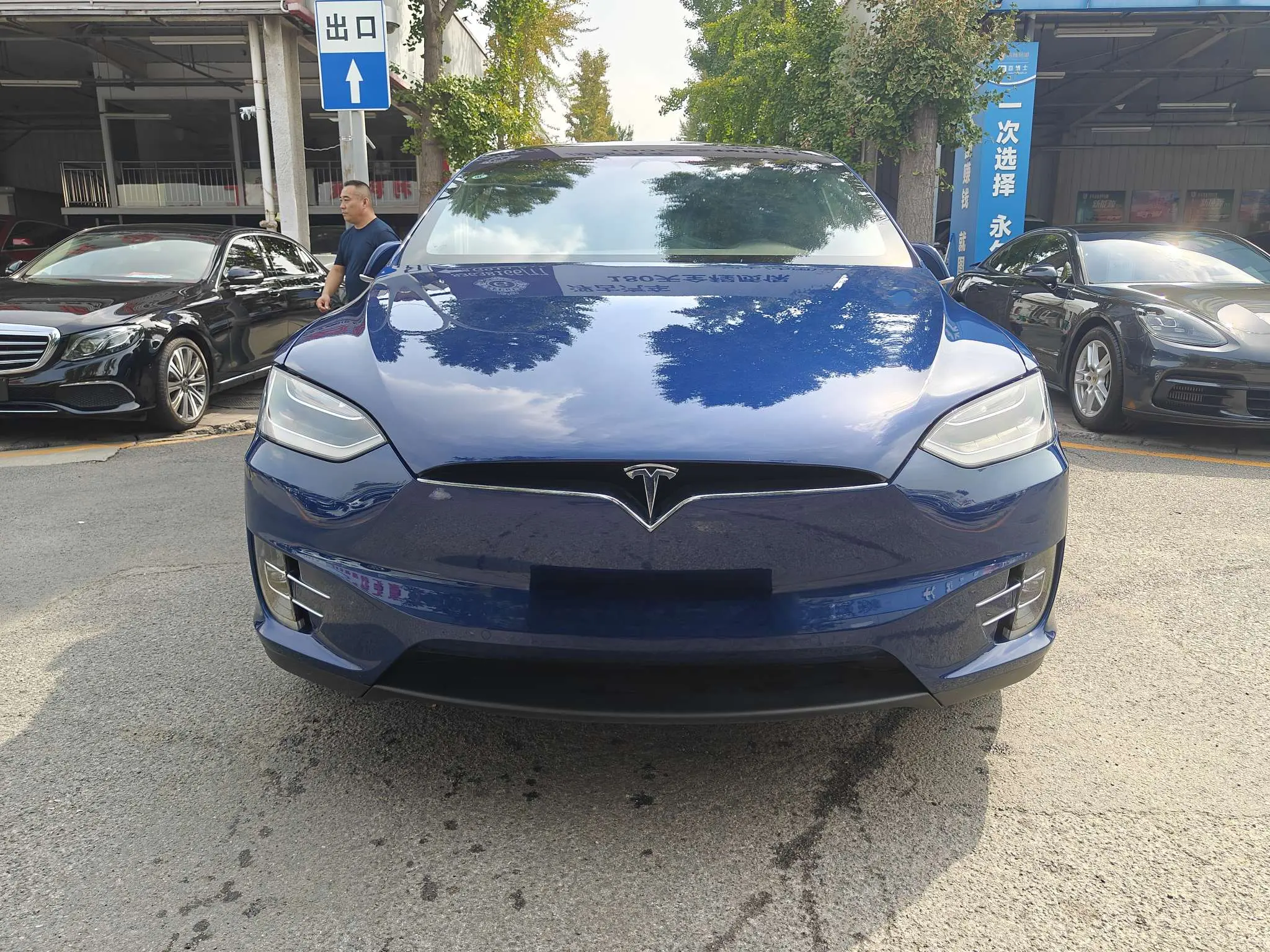 Tesla Model X