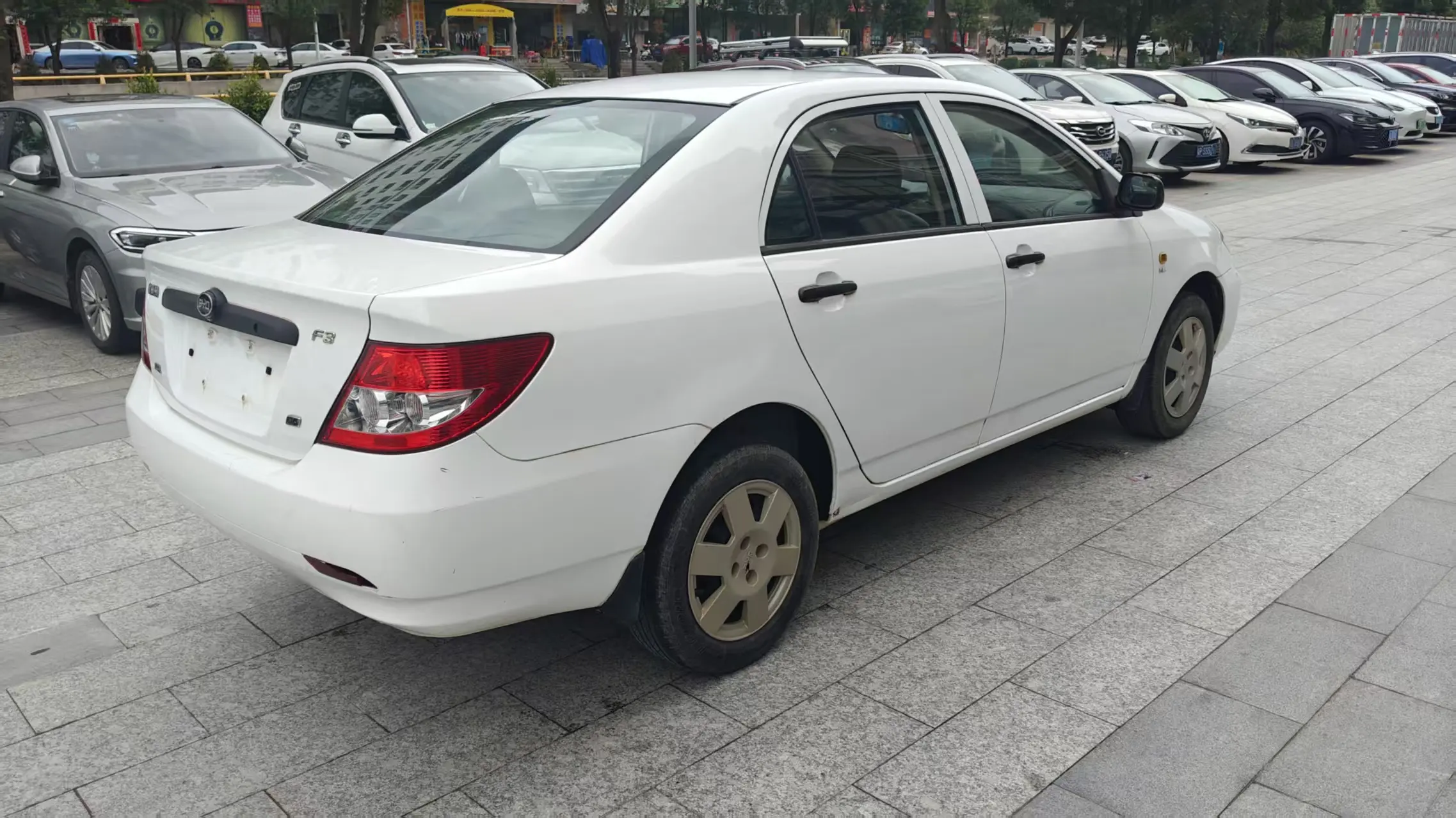 BYD F3
