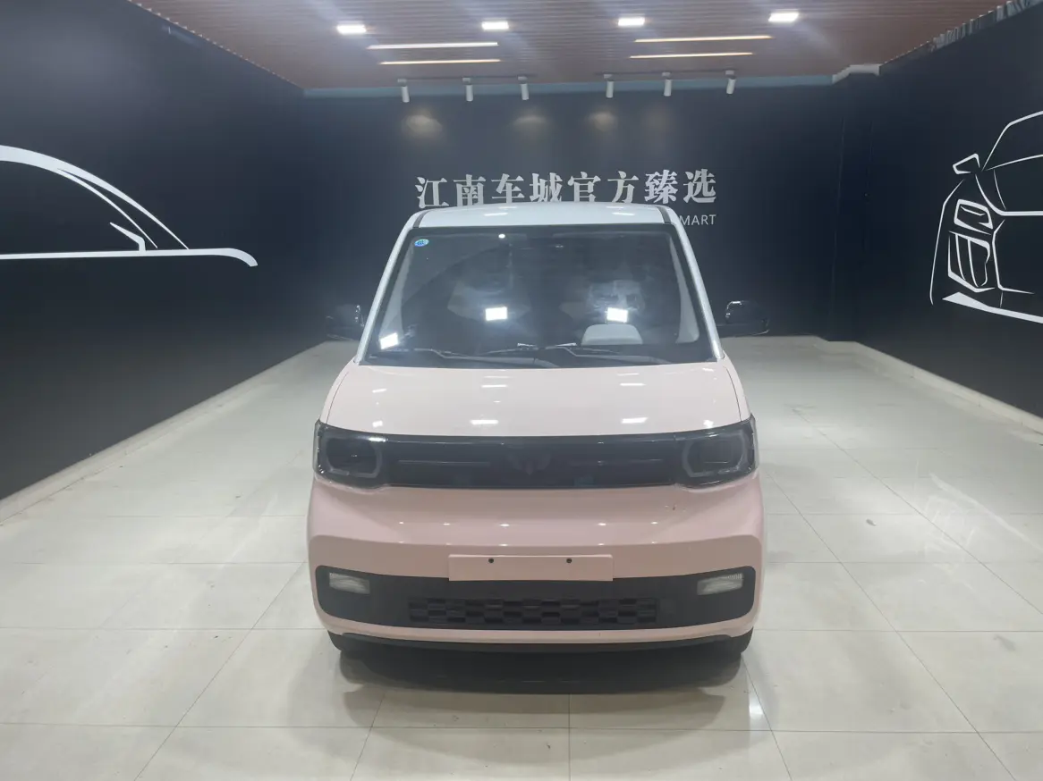 Wuling Hongguang MINIEV  из Китая
