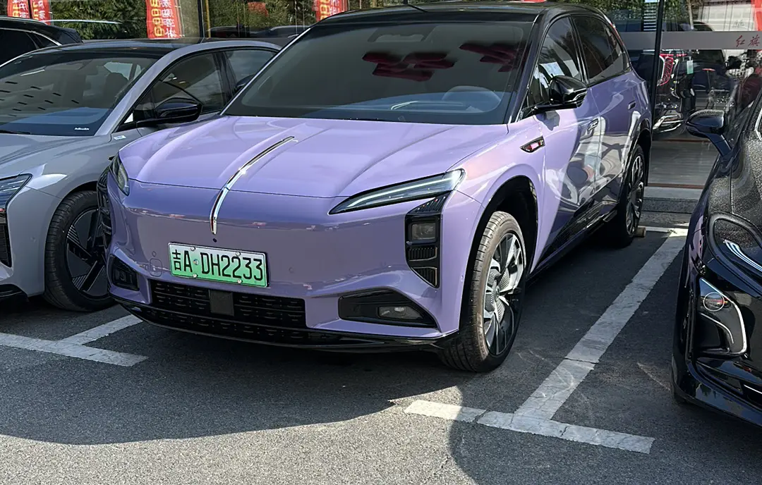 Hongqi Red Flag Tiangong 08