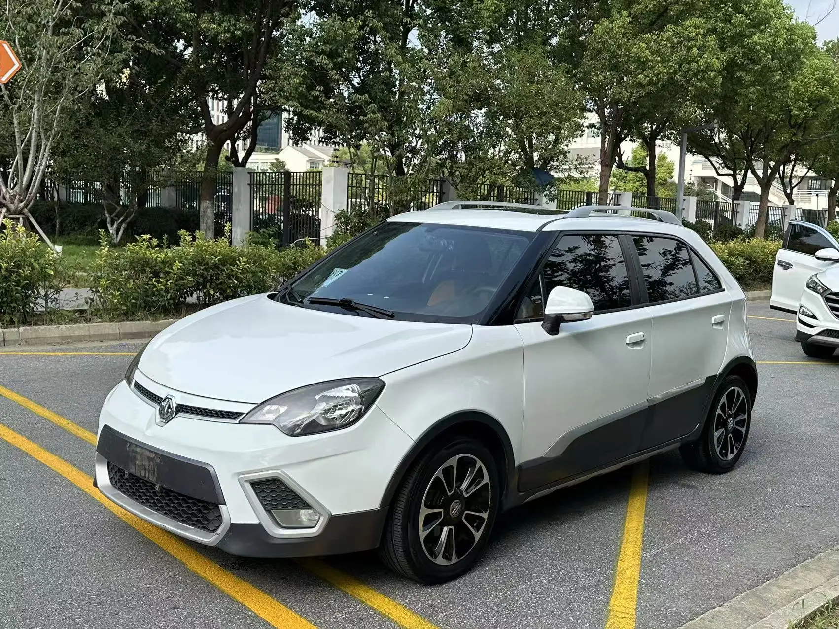 MG 3SW  из Китая