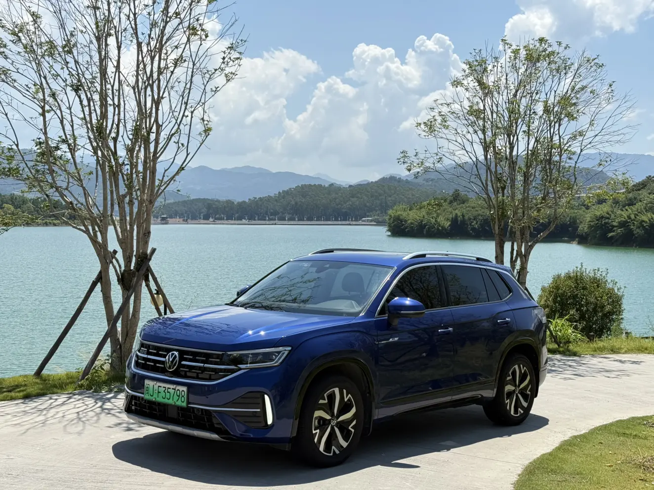 Volkswagen Tayron GTE  из Китая