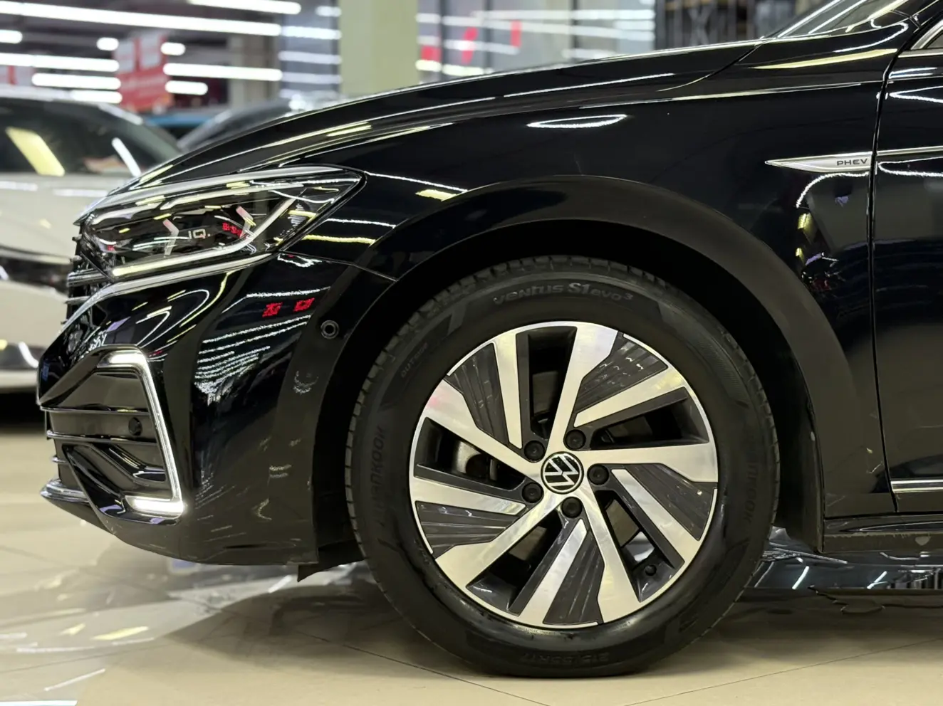 Volkswagen Passat PHEV