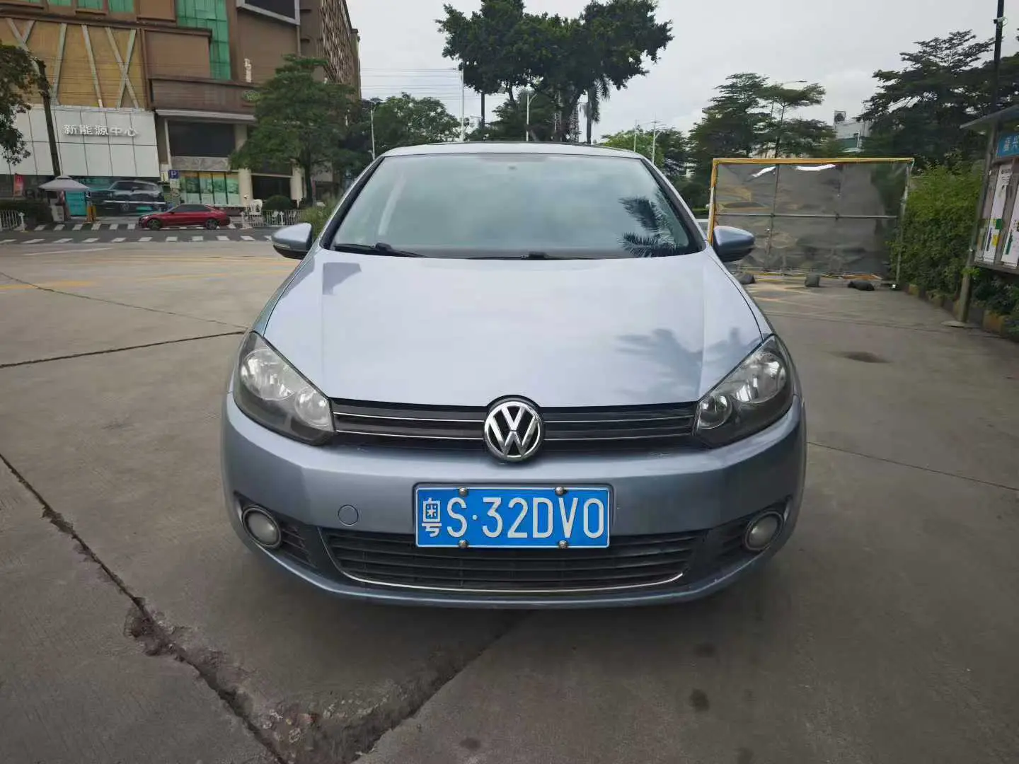 Volkswagen Golf  из Китая