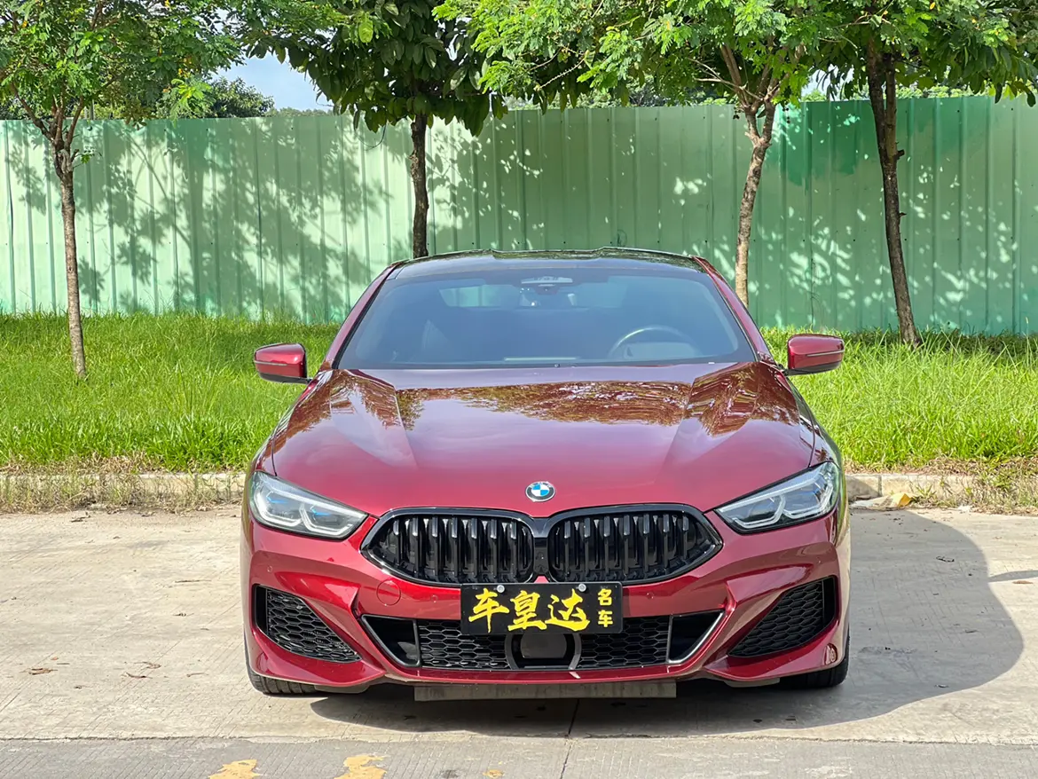 BMW 8 Series  из Китая