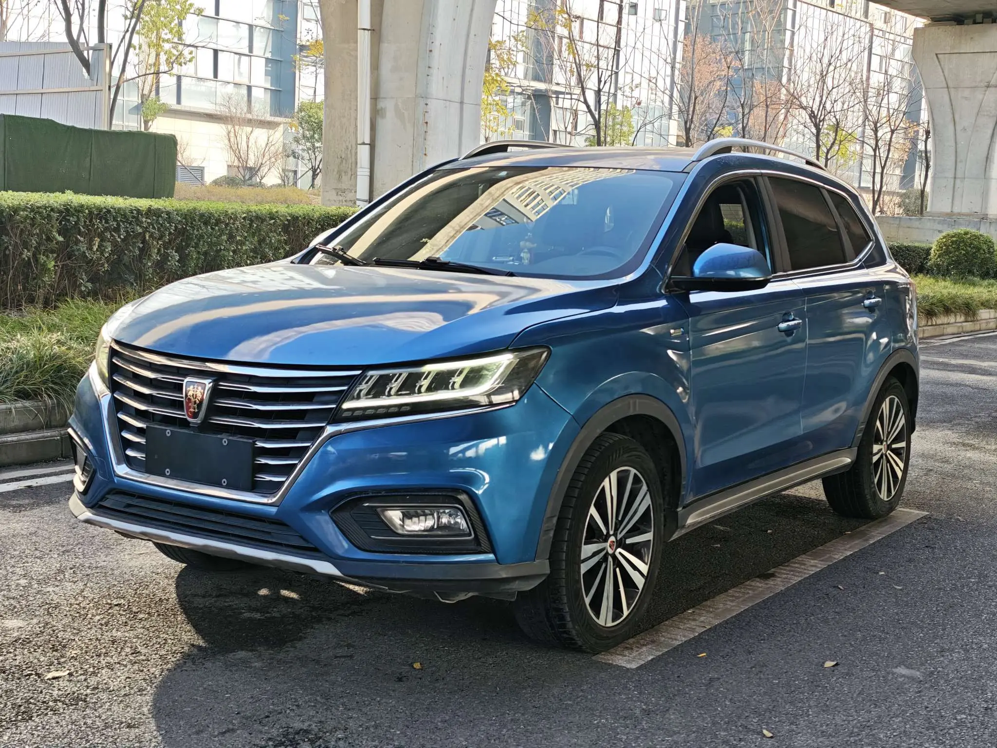 Roewe RX5