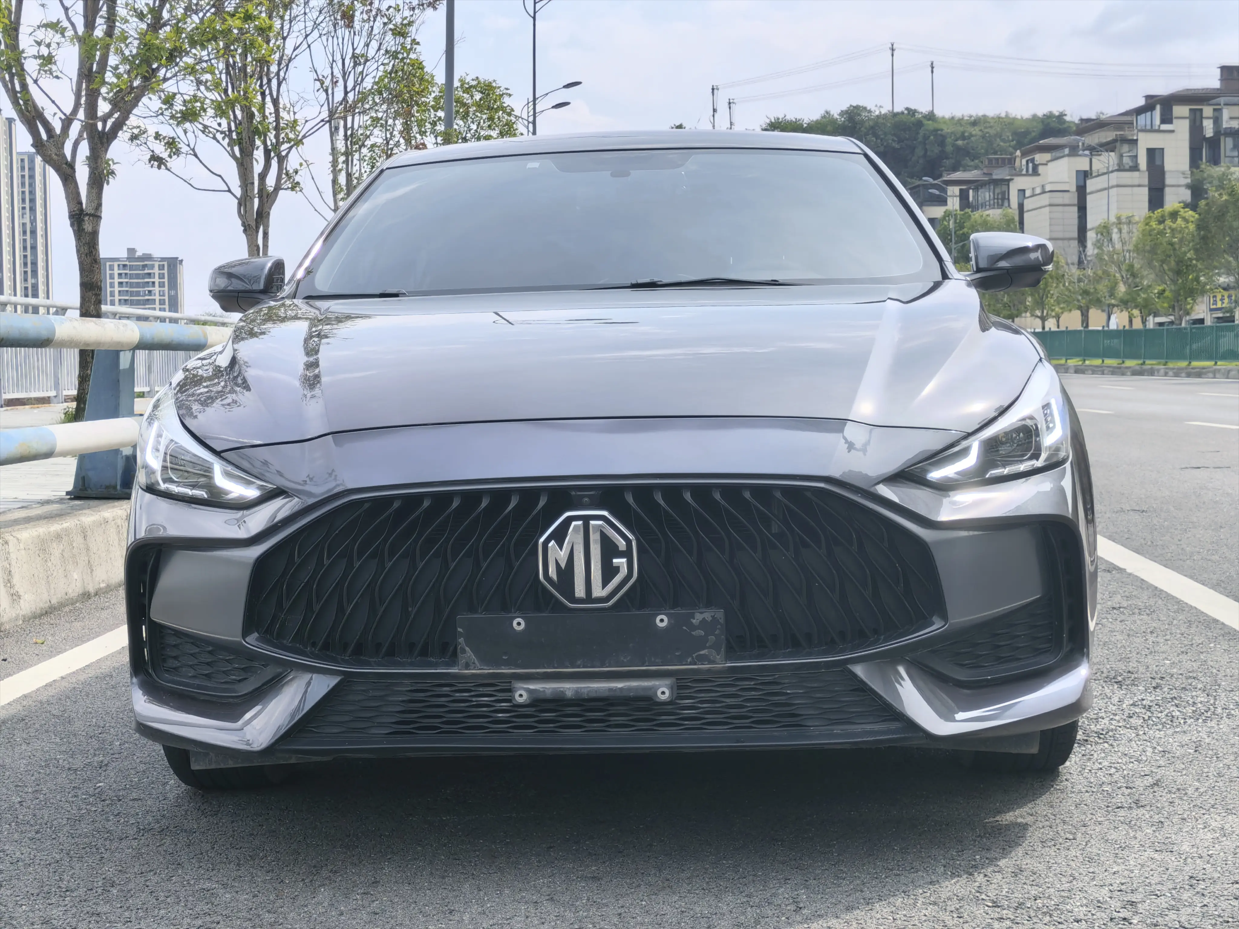 MG 5  из Китая