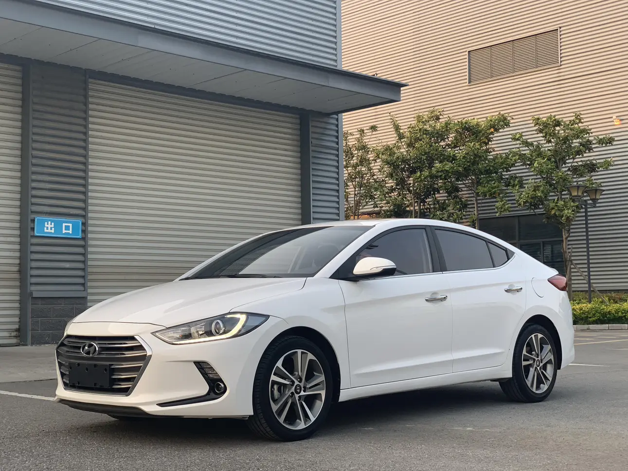 Hyundai Lead