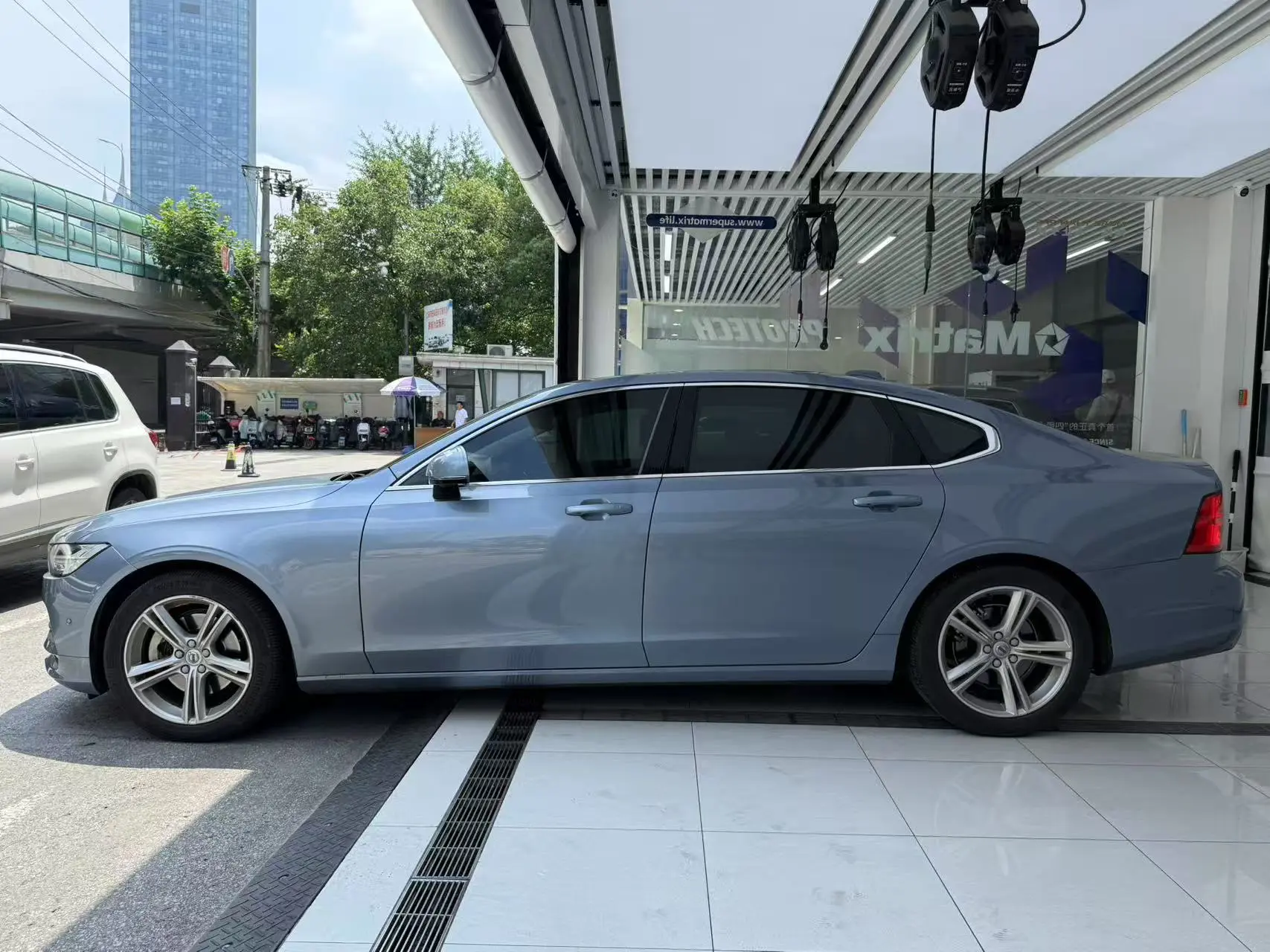Volvo S90