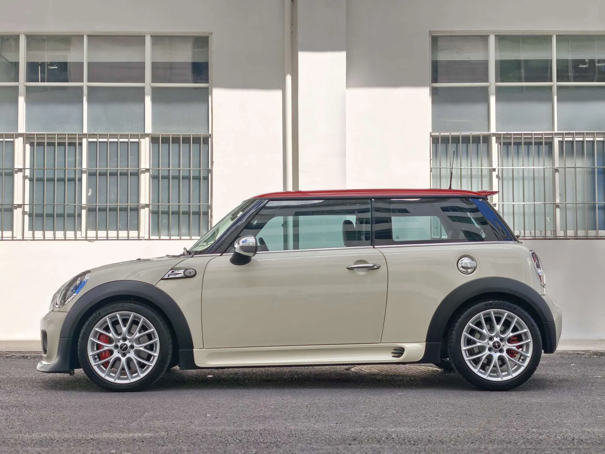 MINI JCW
