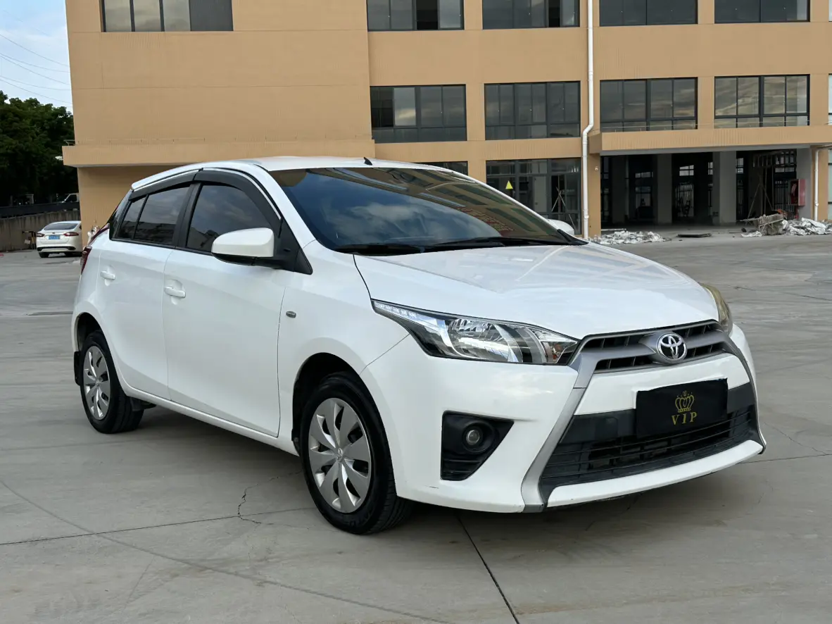 Toyota YARiS L to dazzle