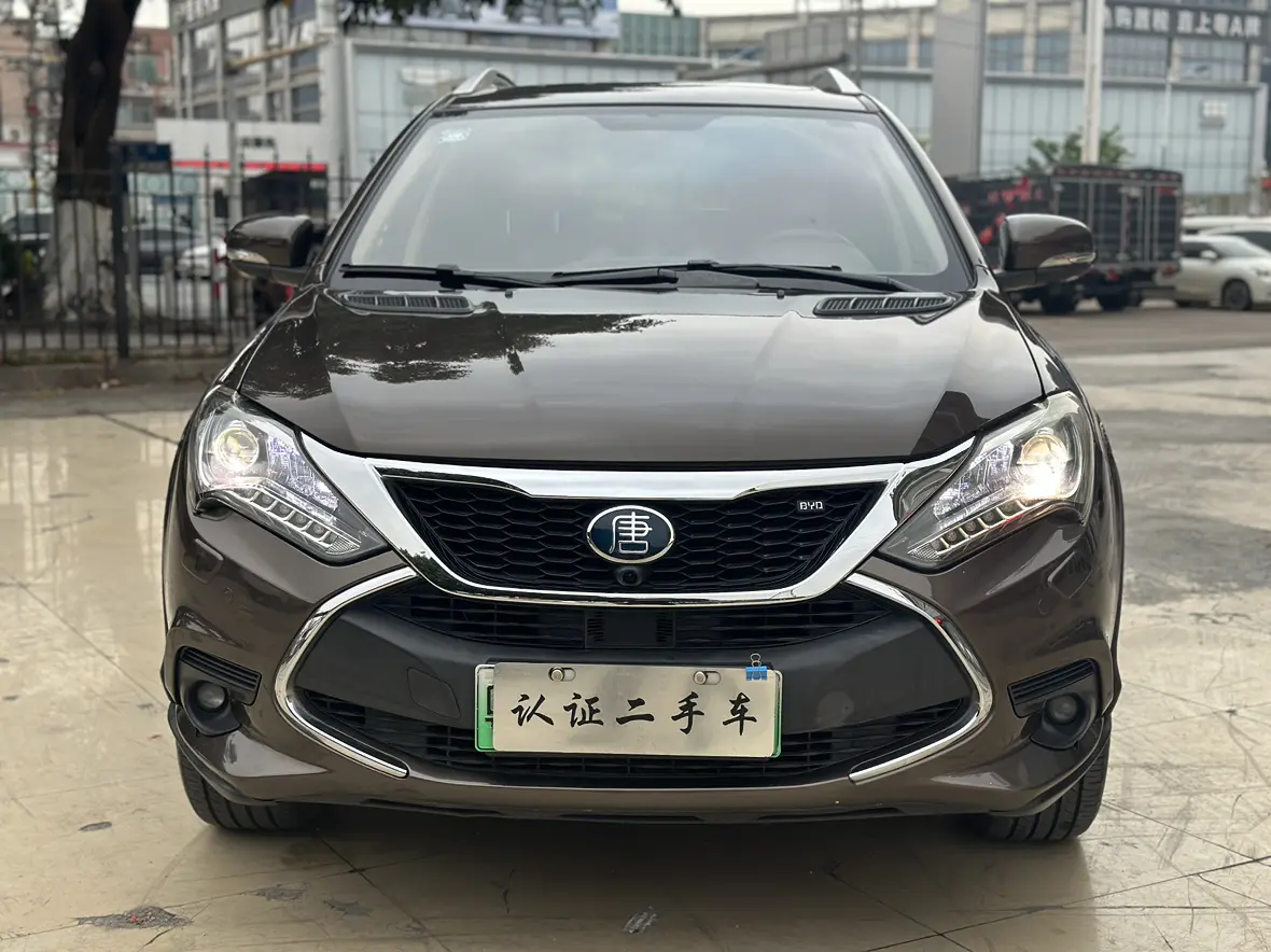 BYD Tang DM  из Китая