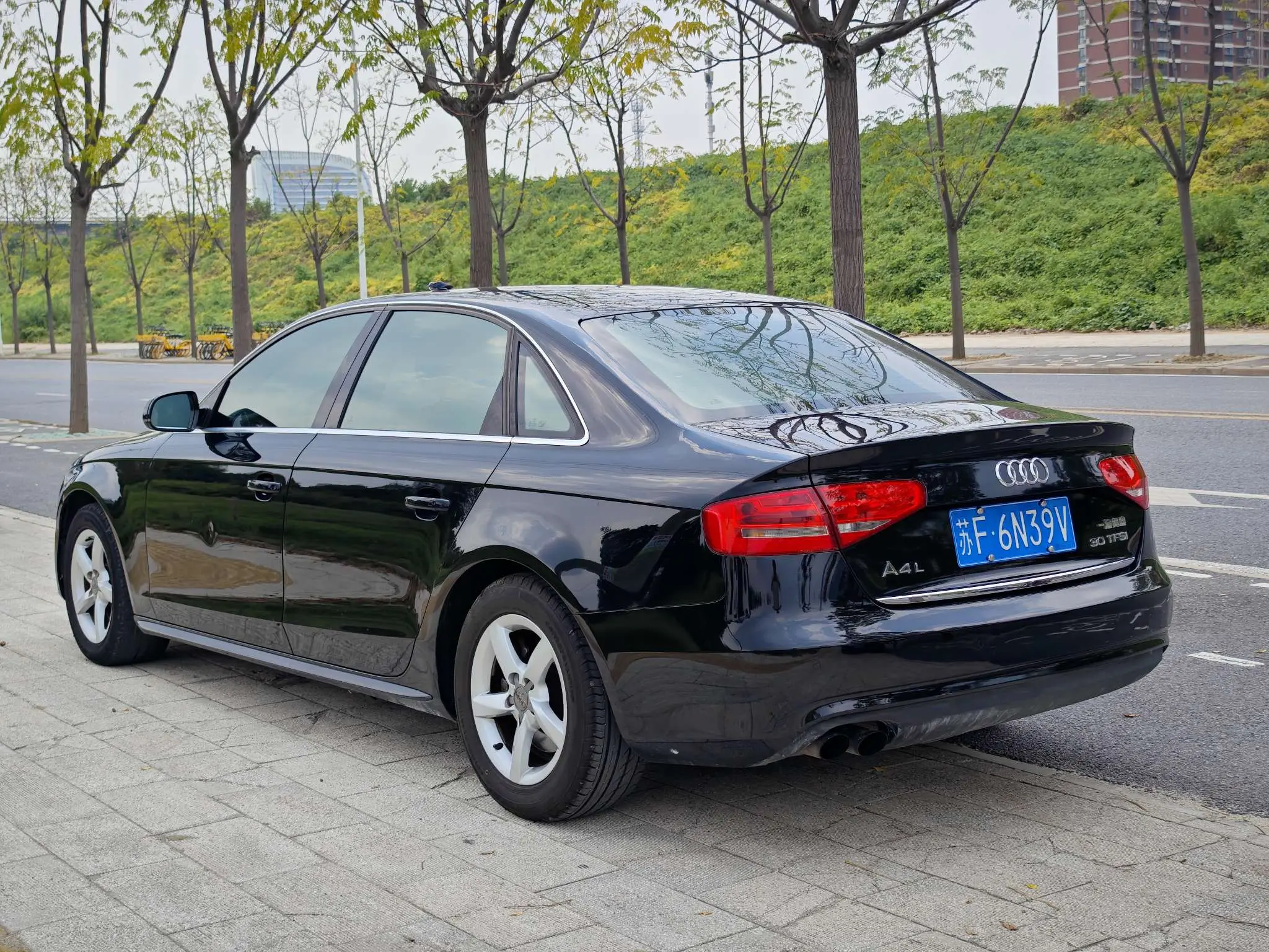 Audi A4L