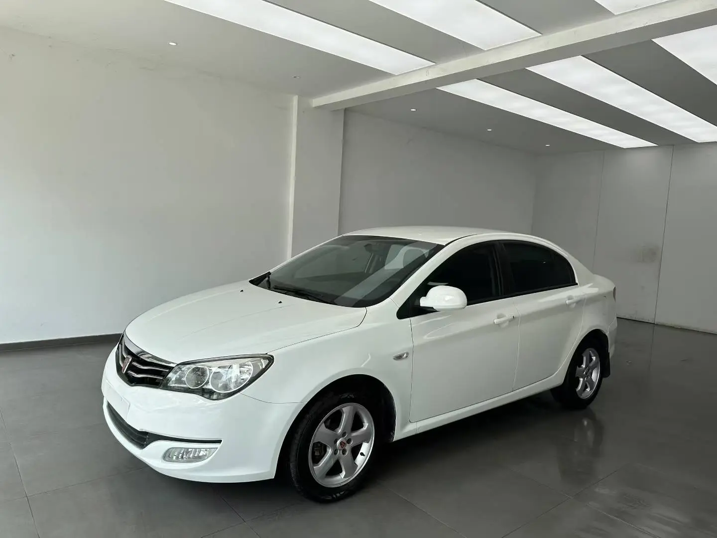 Roewe 350