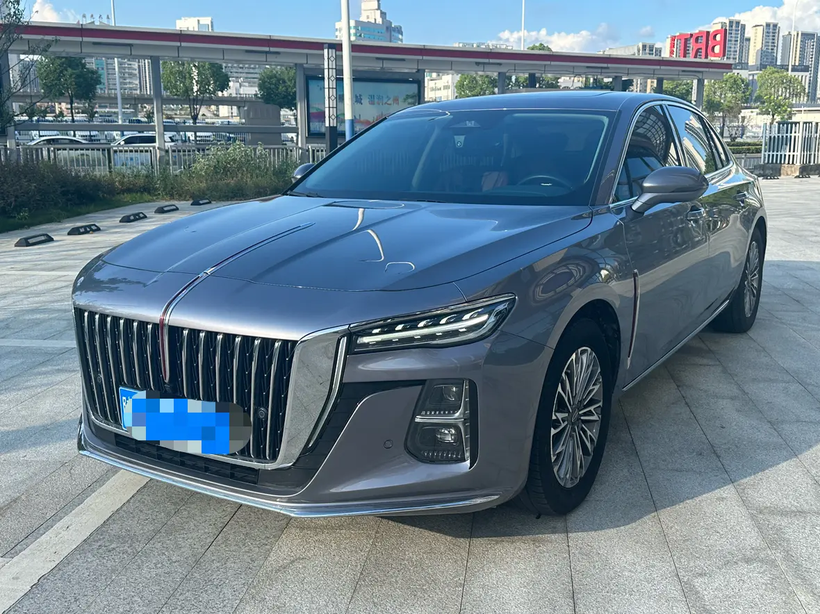 Hongqi H5  из Китая