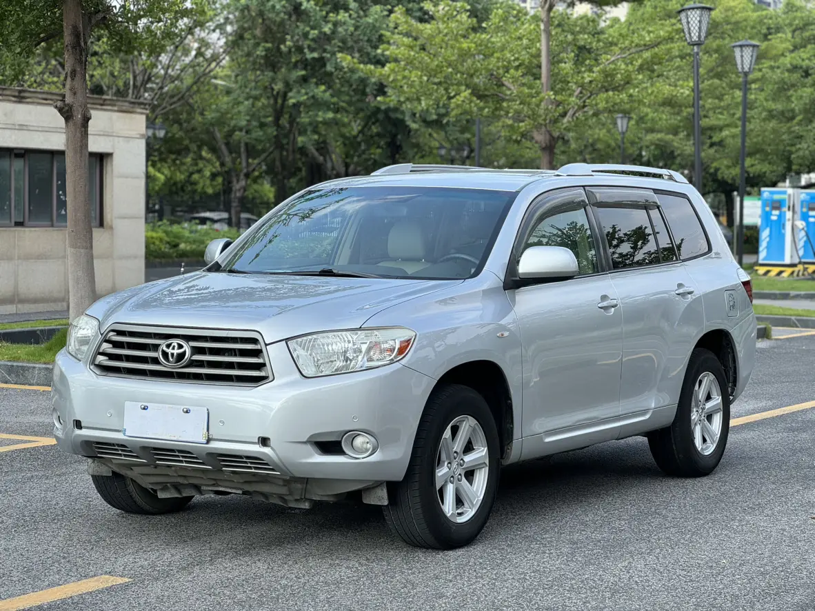 Toyota Highlander  из Китая