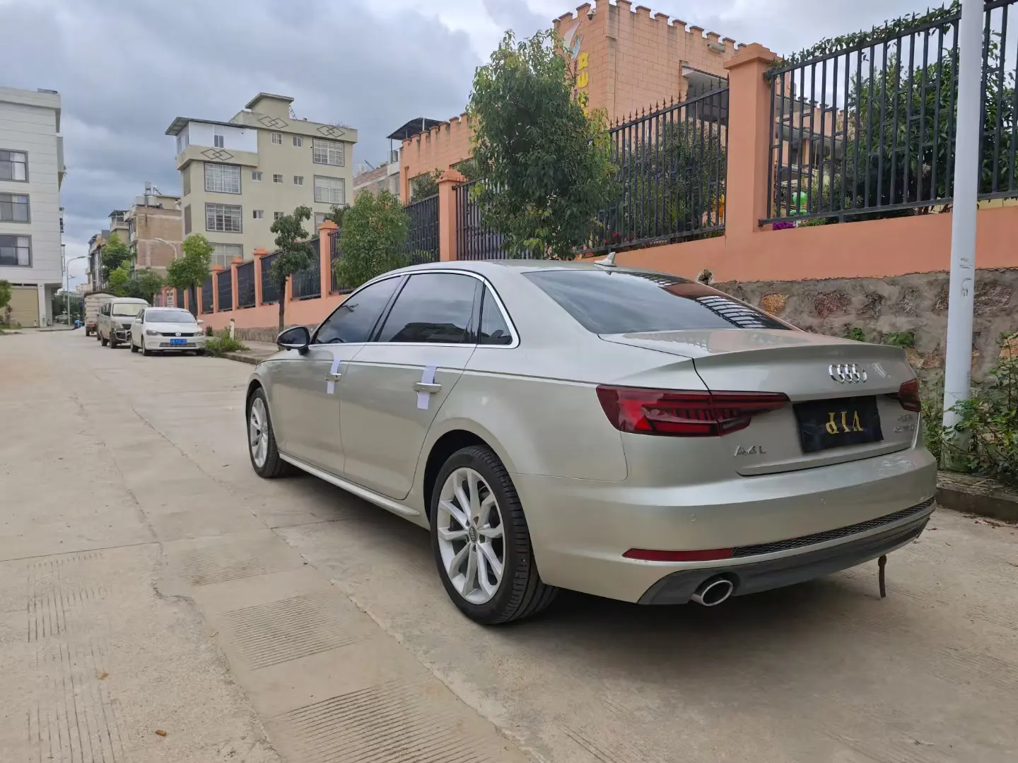 Audi A4L