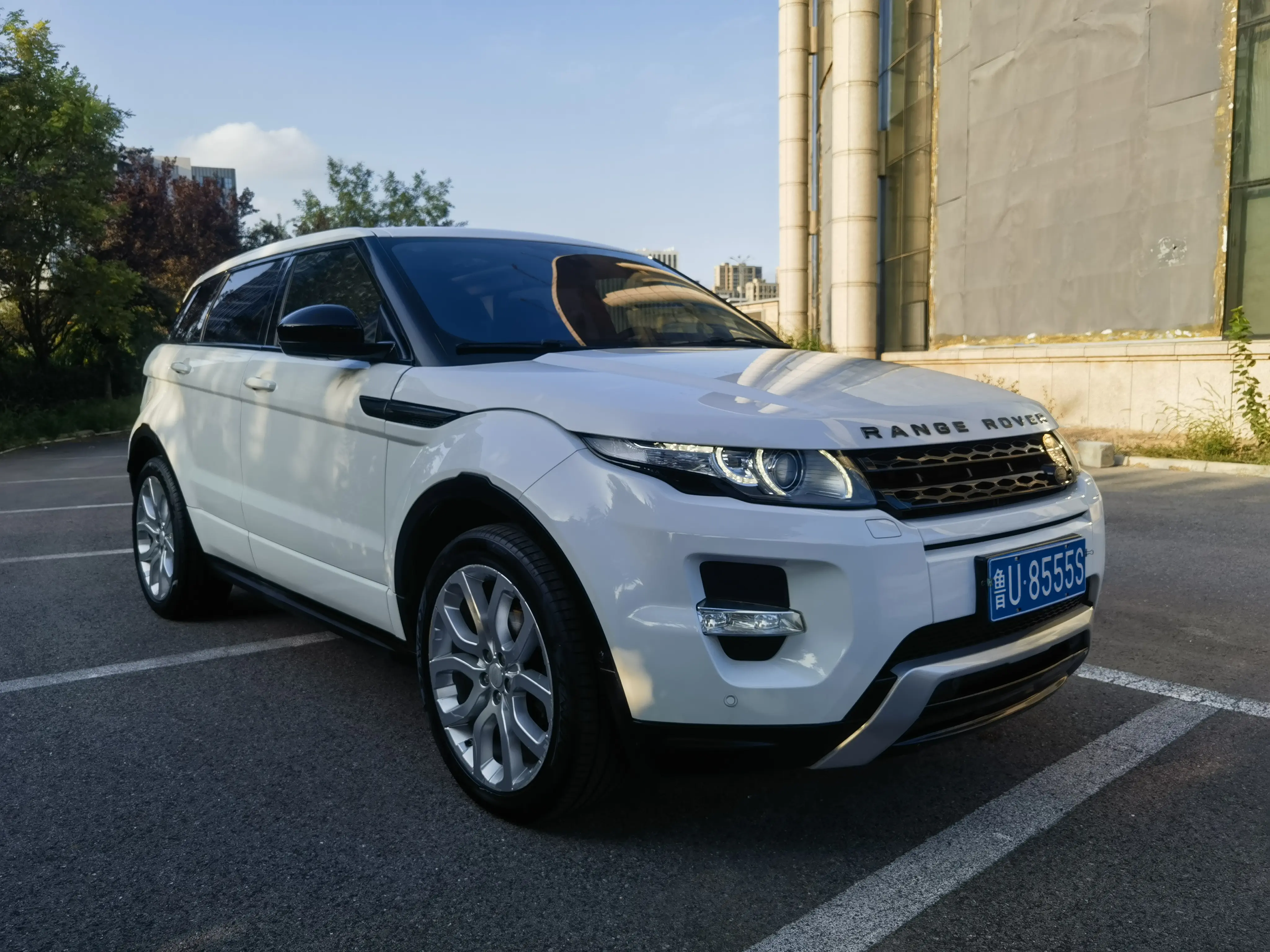 Land Rover Range Rover Evoque (imported)