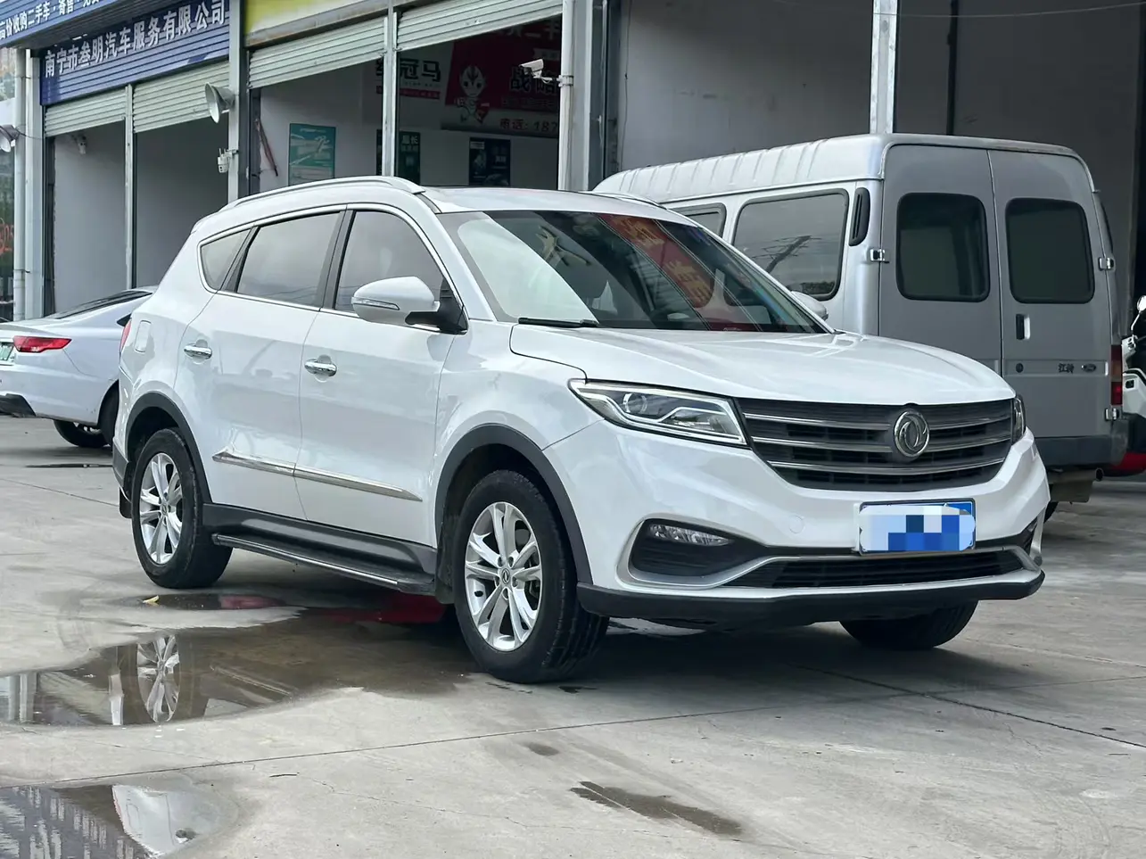 Dongfeng Fengon 580