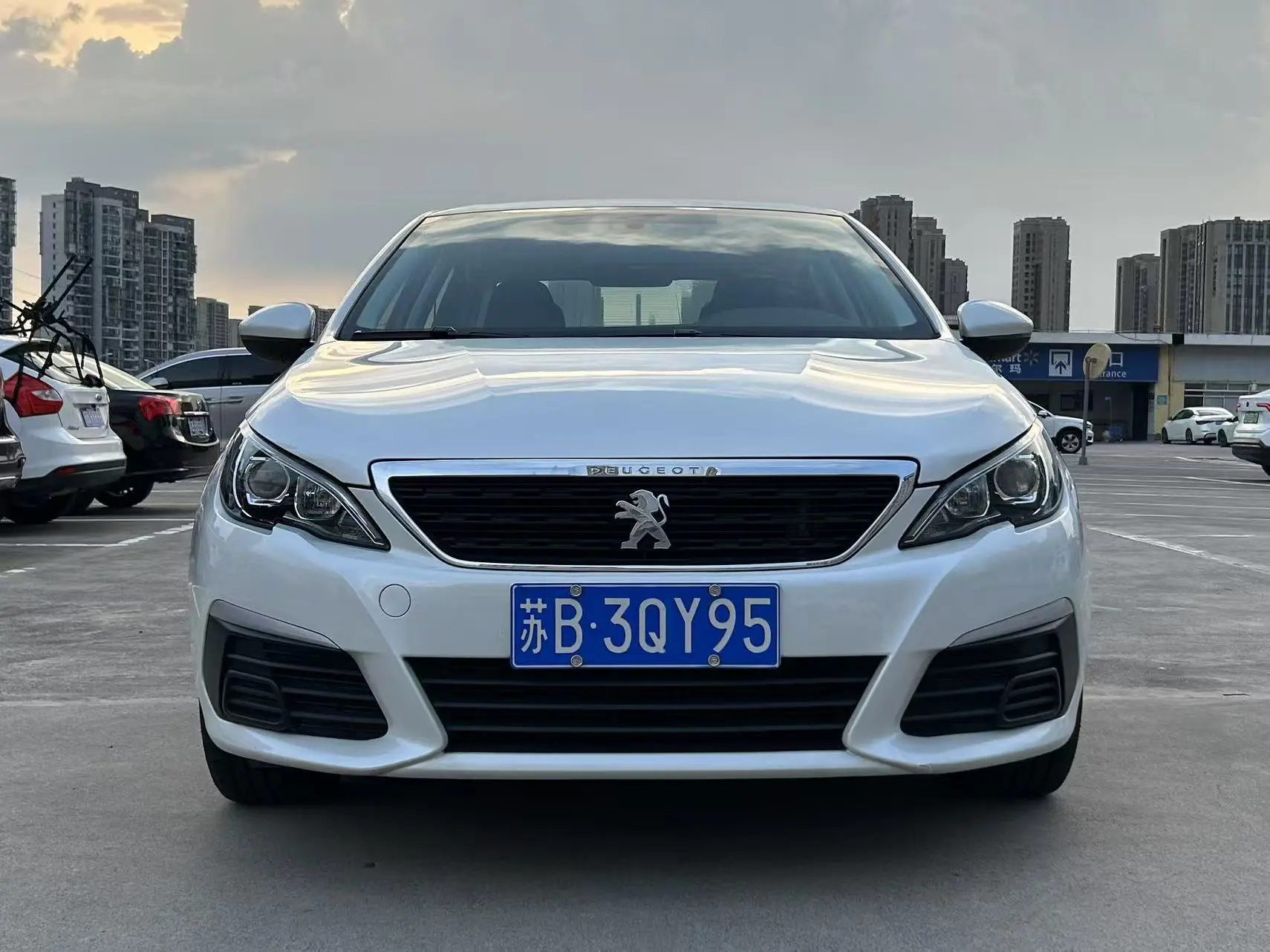 Peugeot 308