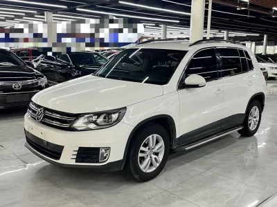 Volkswagen Tiguan (Tharu)