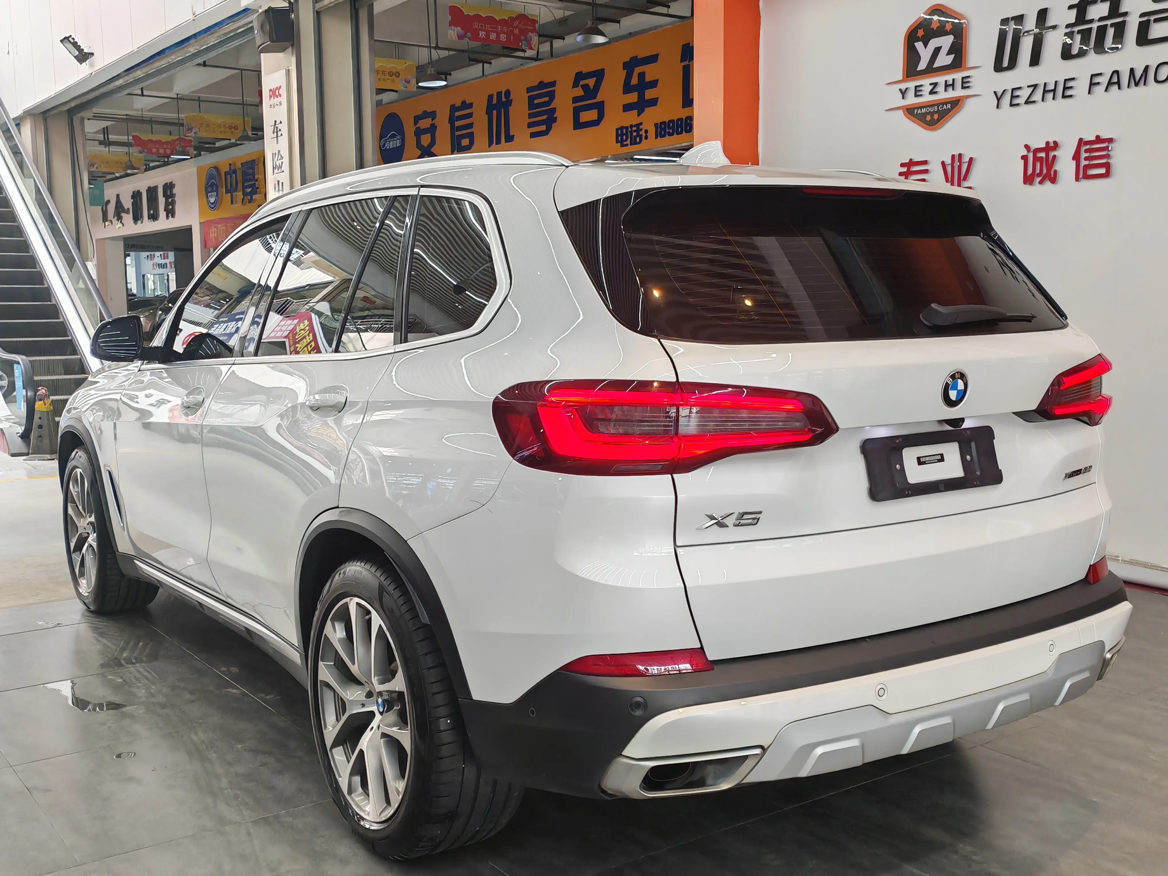 BMW X5 (imported)