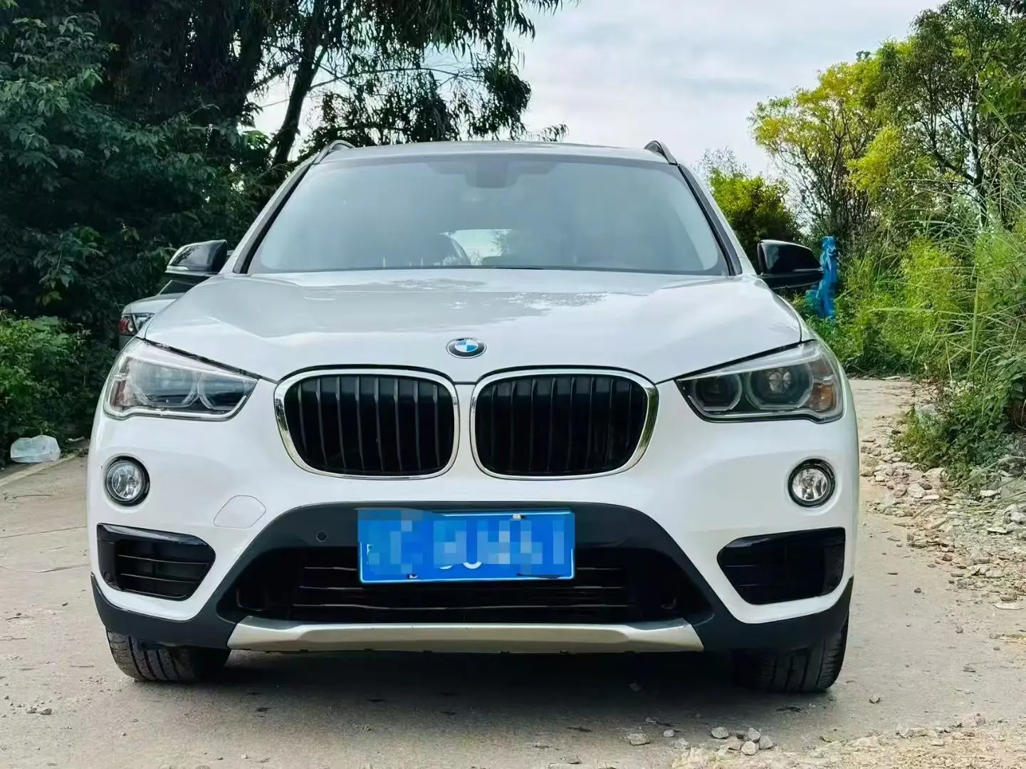 BMW X1  из Китая