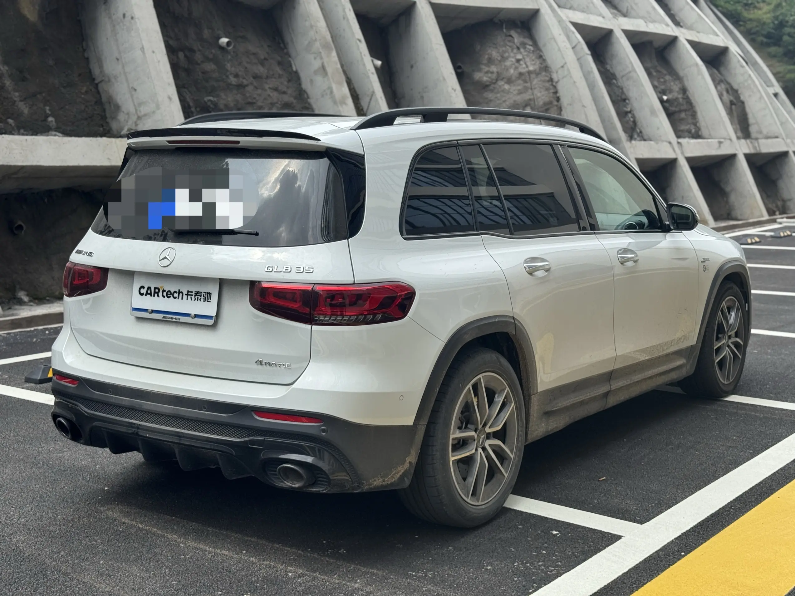 Mercedes-Benz GLB AMG