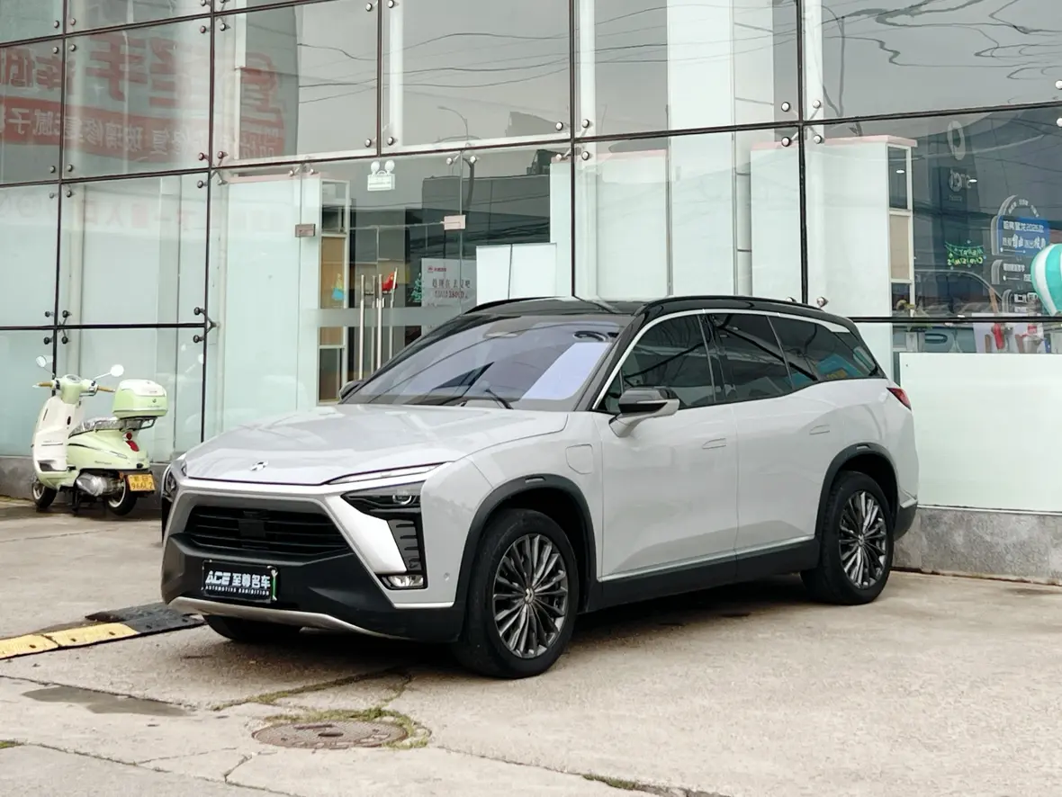 NIO ES8  из Китая