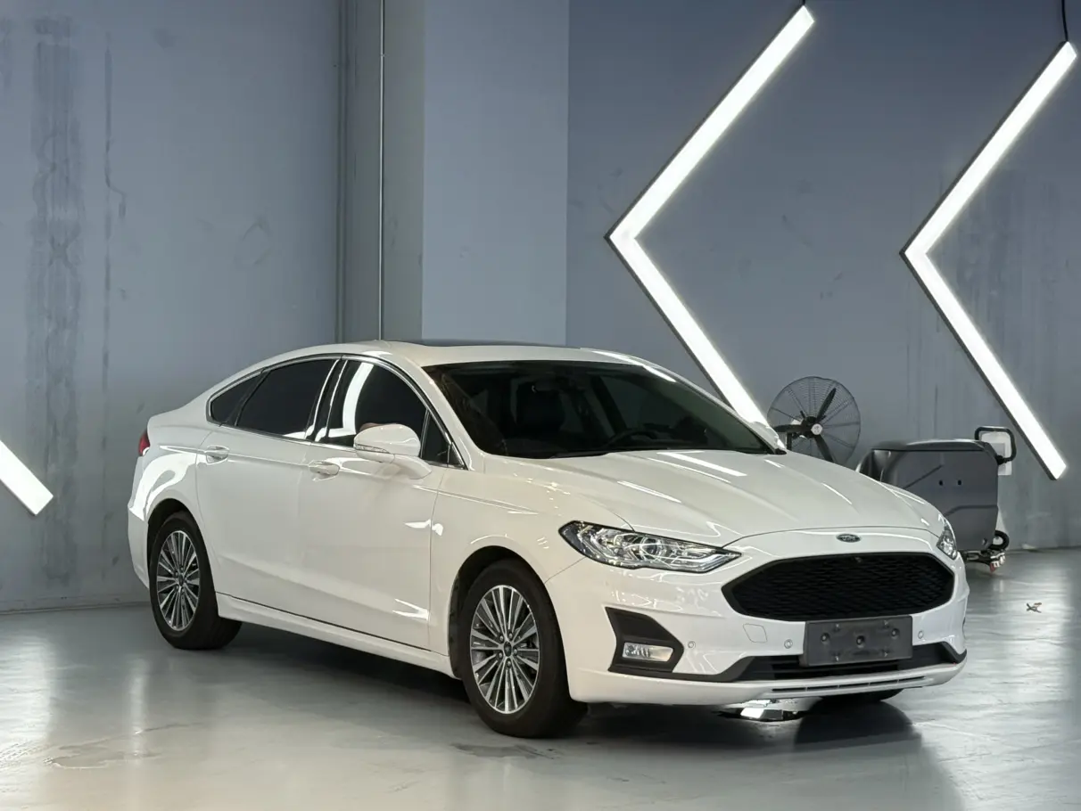 Ford Mondeo PHEV
