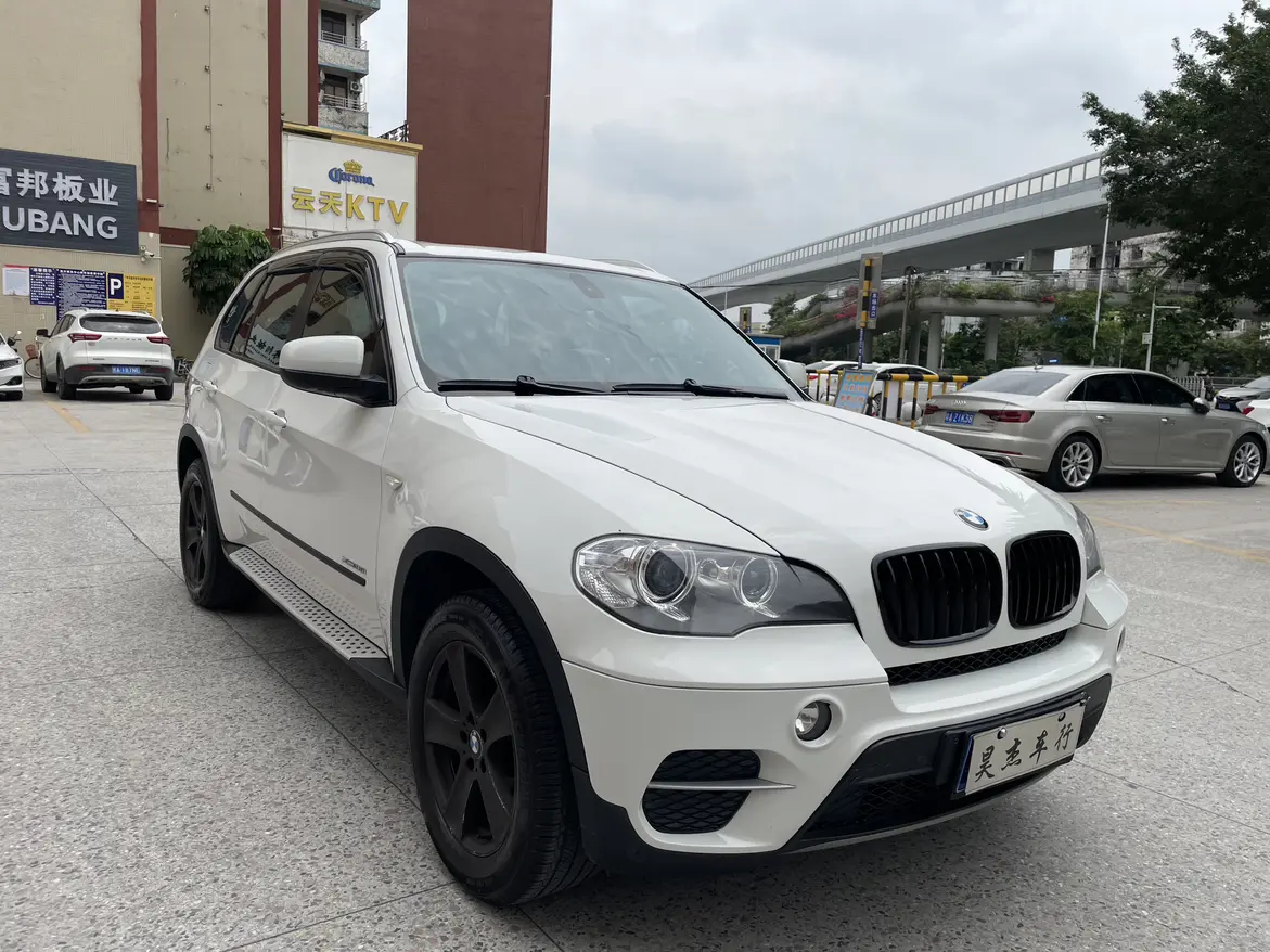 BMW X5 (imported)