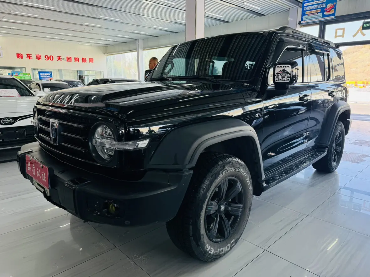 Tank 300  из Китая