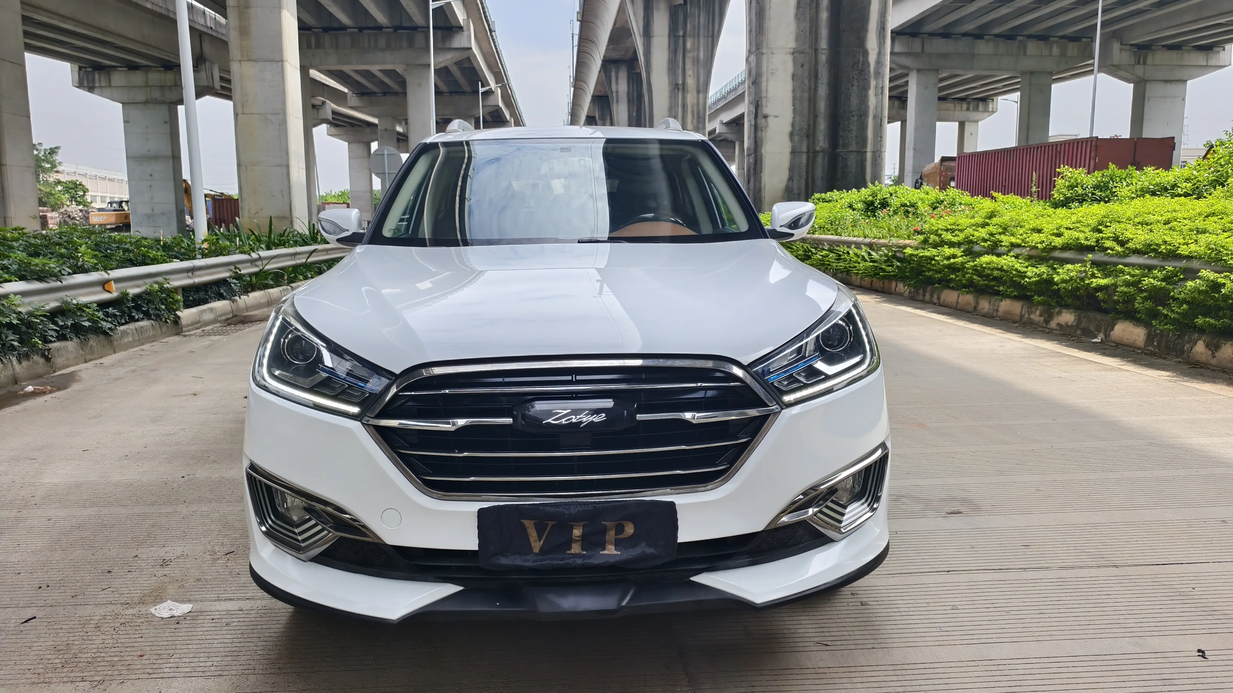 Zotye T300