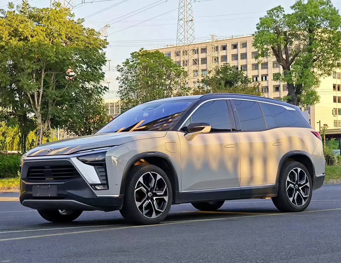 NIO ES8  из Китая