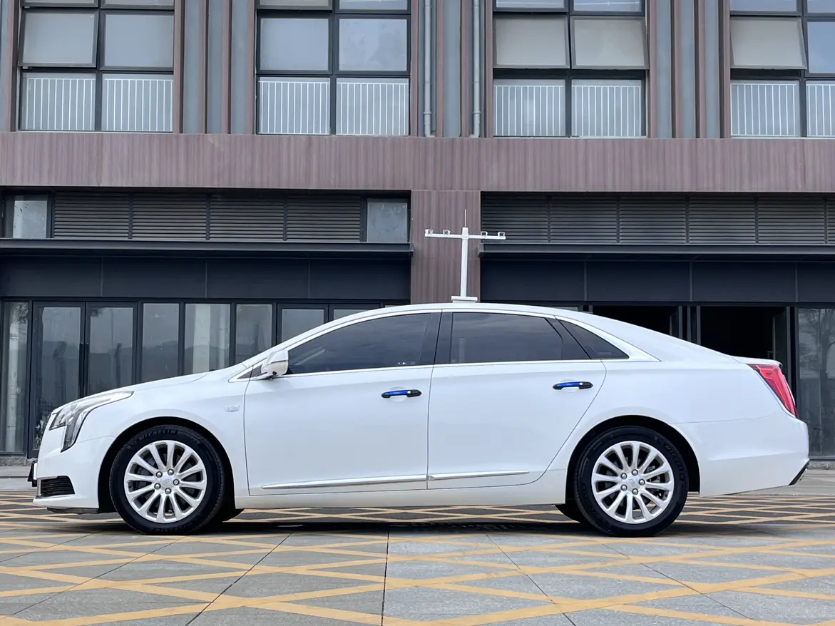 Cadillac XTS
