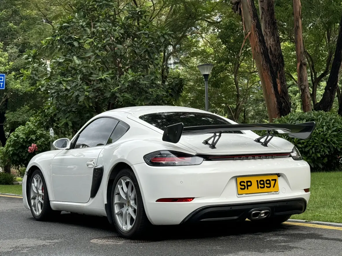 Porsche Cayman
