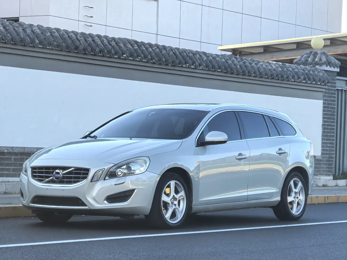 Volvo V60