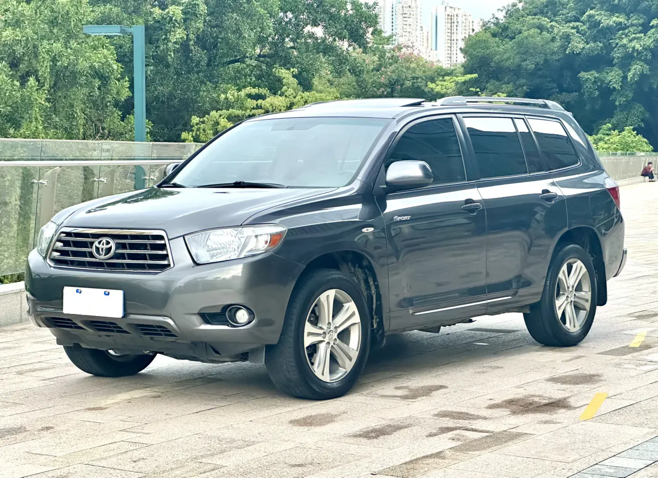 Toyota Highlander  из Китая