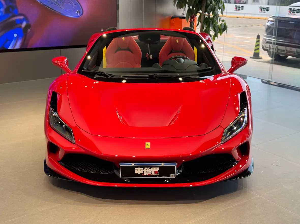 Ferrari F8