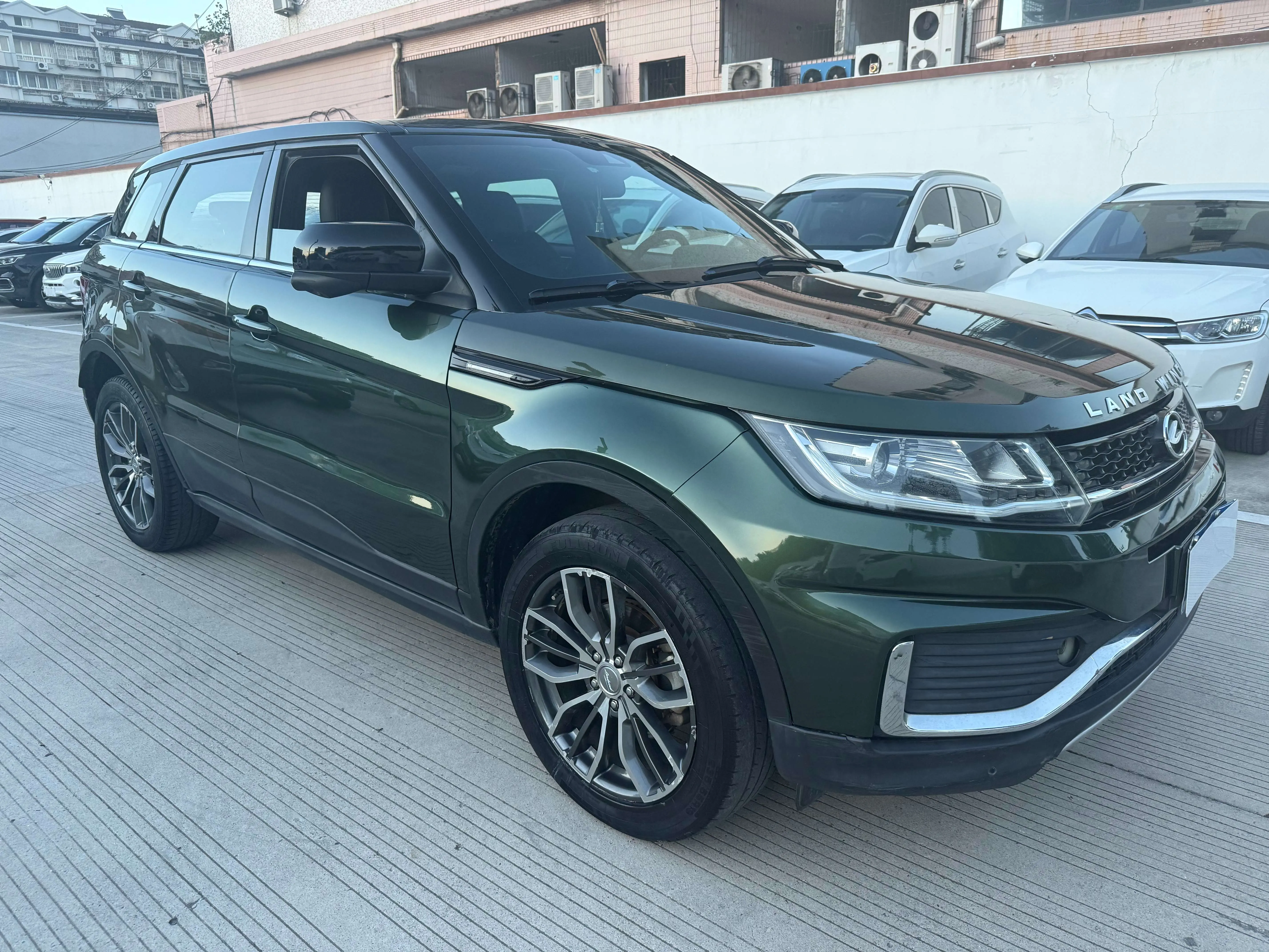 Lu Feng Landwind X7