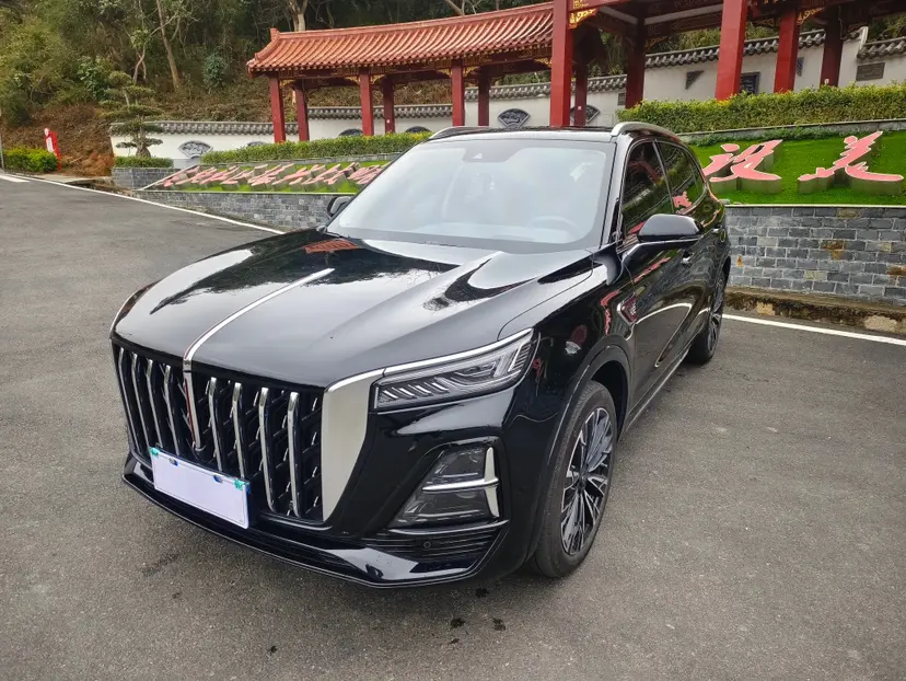 Hongqi HS5  из Китая