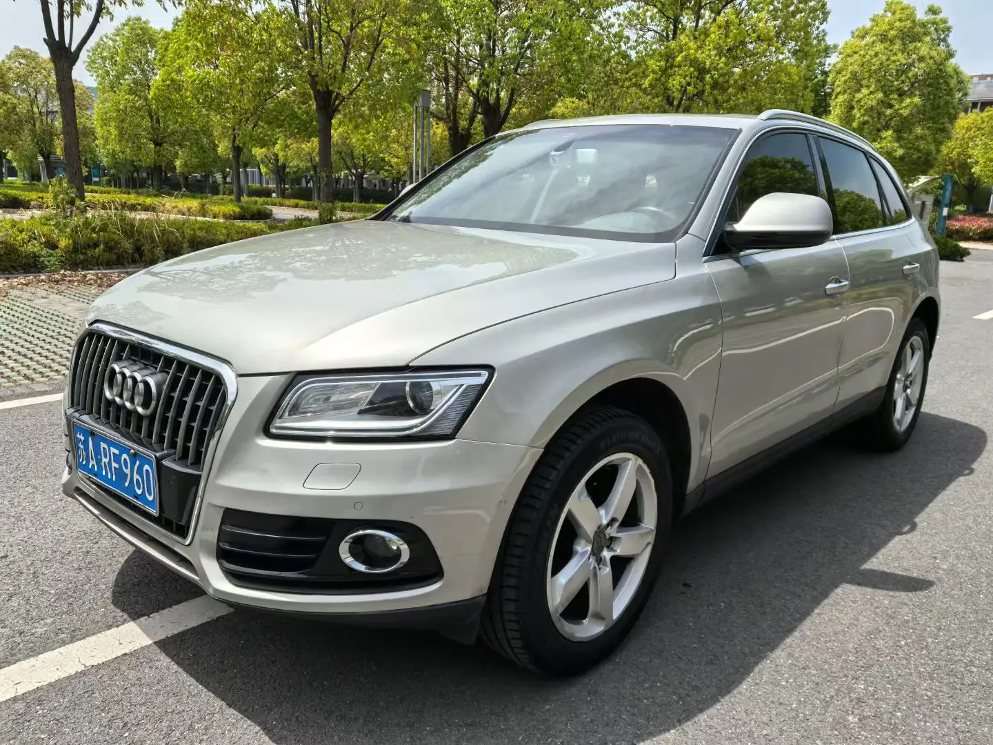 Audi Q5  из Китая
