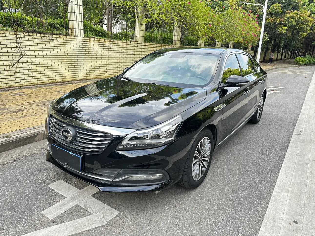 GAC Trumpchi GA8