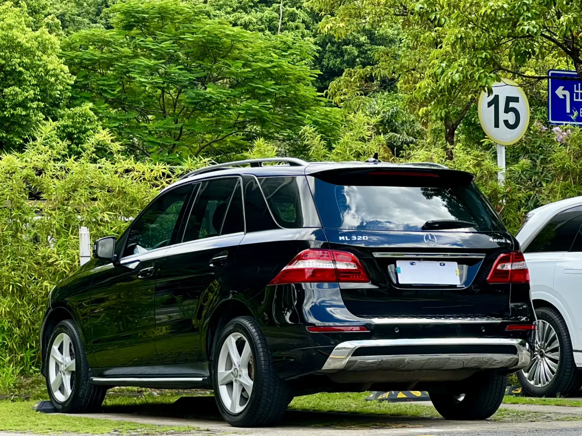 Mercedes-Benz Mercedes Benz M Class