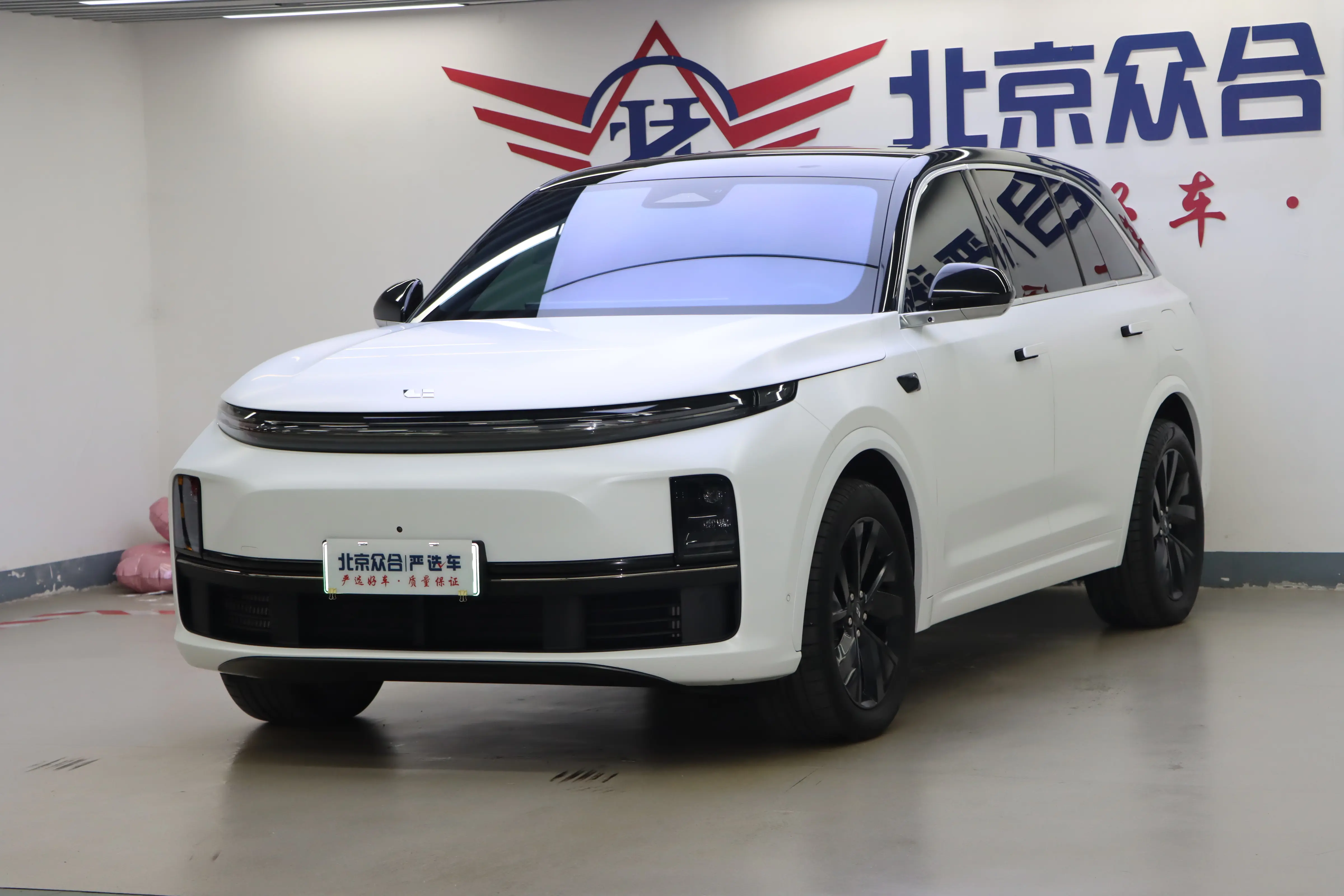 Li L7 (Ideal L7)  из Китая