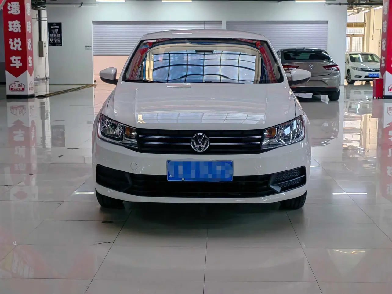 Volkswagen Santana  из Китая