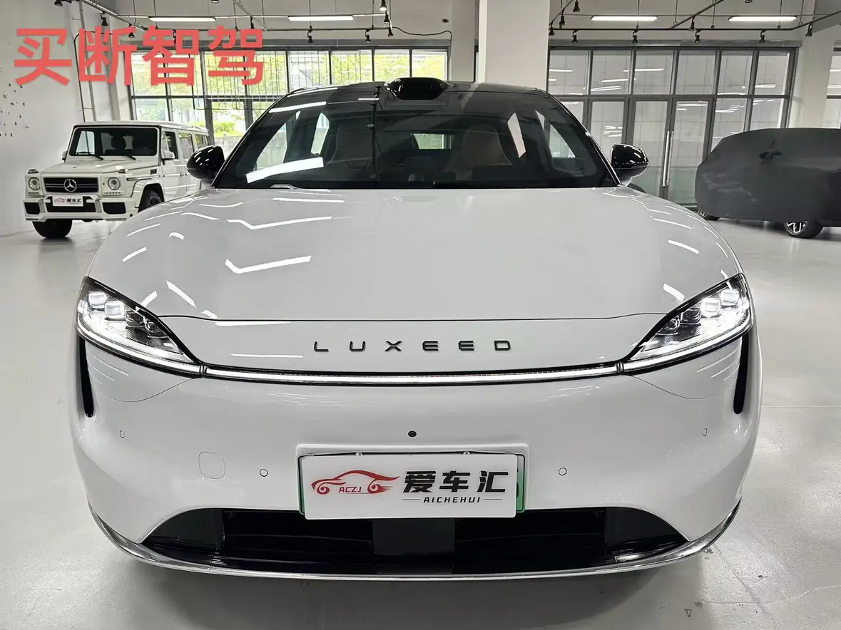 Luxeed Zhijie R7
