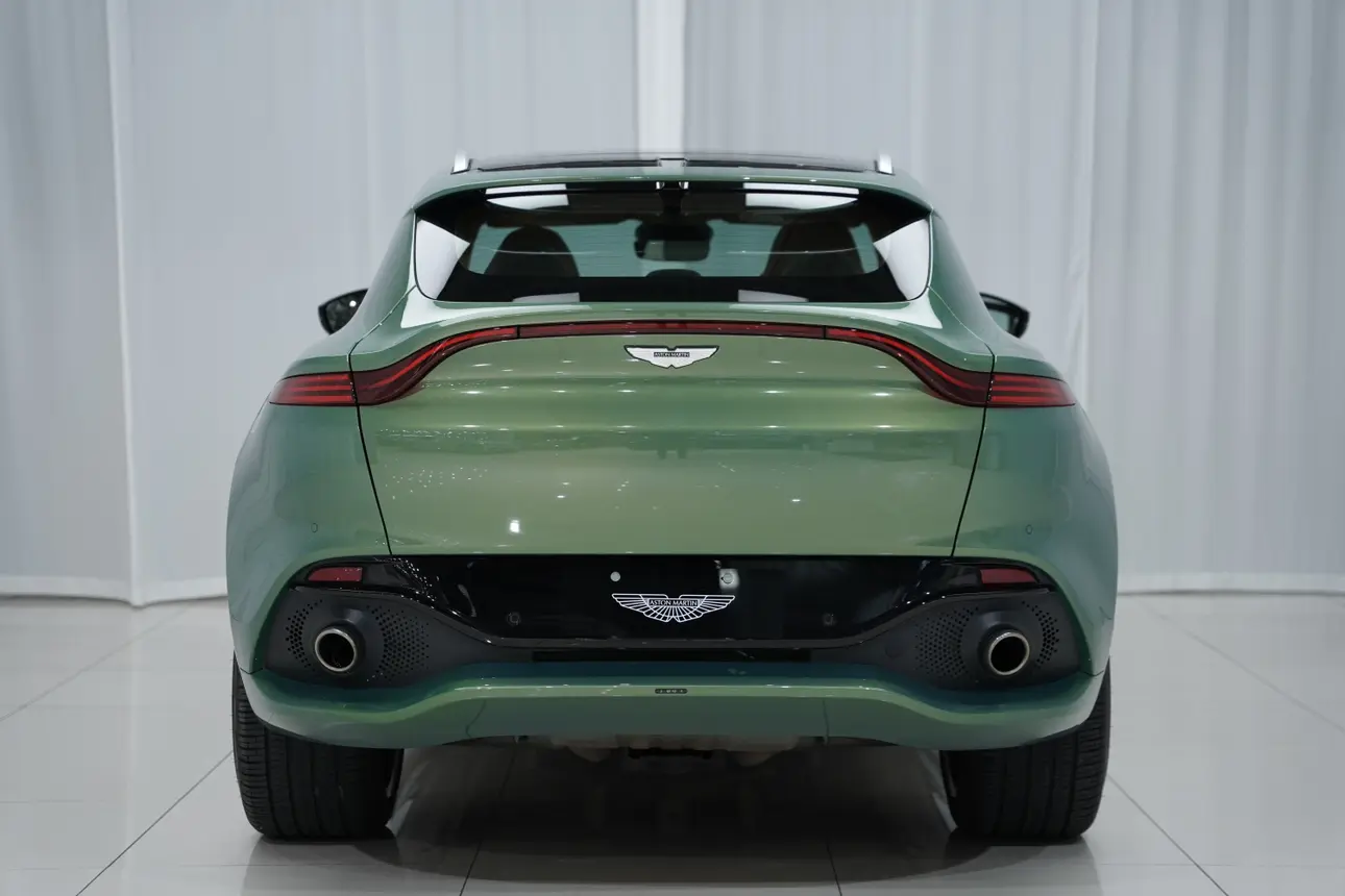 Aston Martin DBX