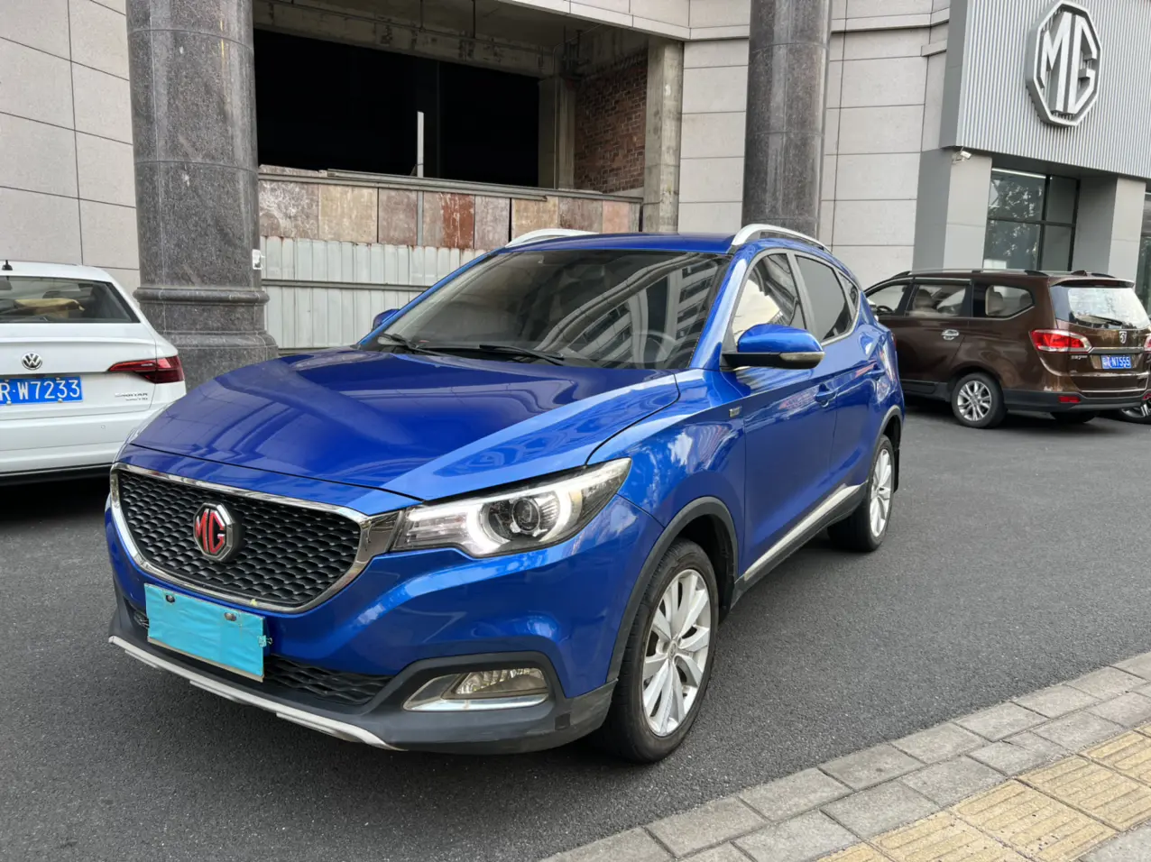 MG ZS  из Китая
