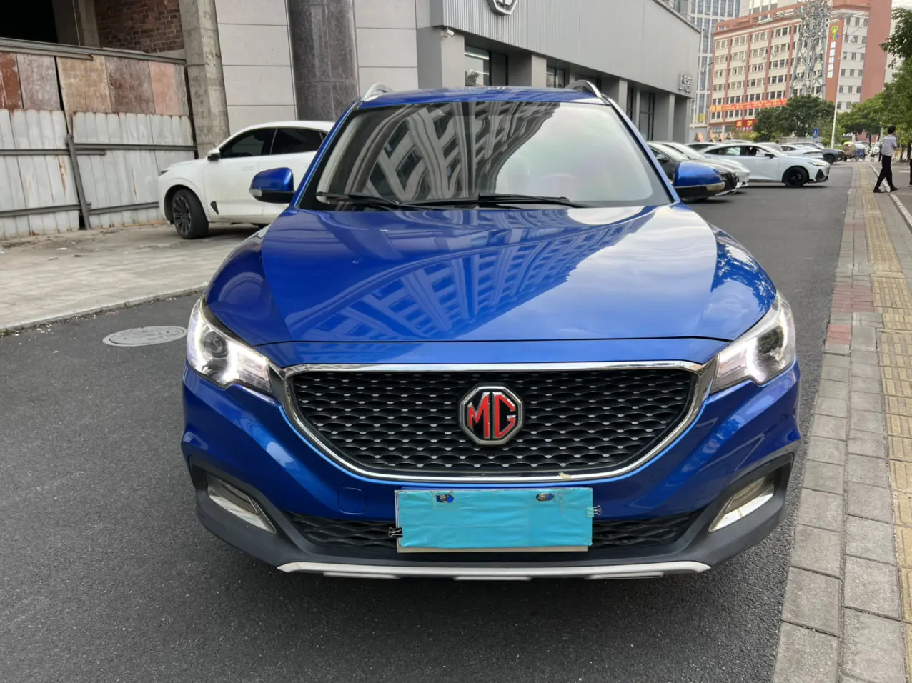 MG ZS  из Китая